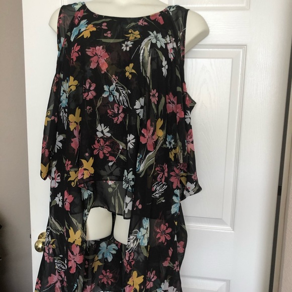 LANE BRYANT Sz26-28 LAYERD FLORAL BLOUSE - Picture 1 of 15